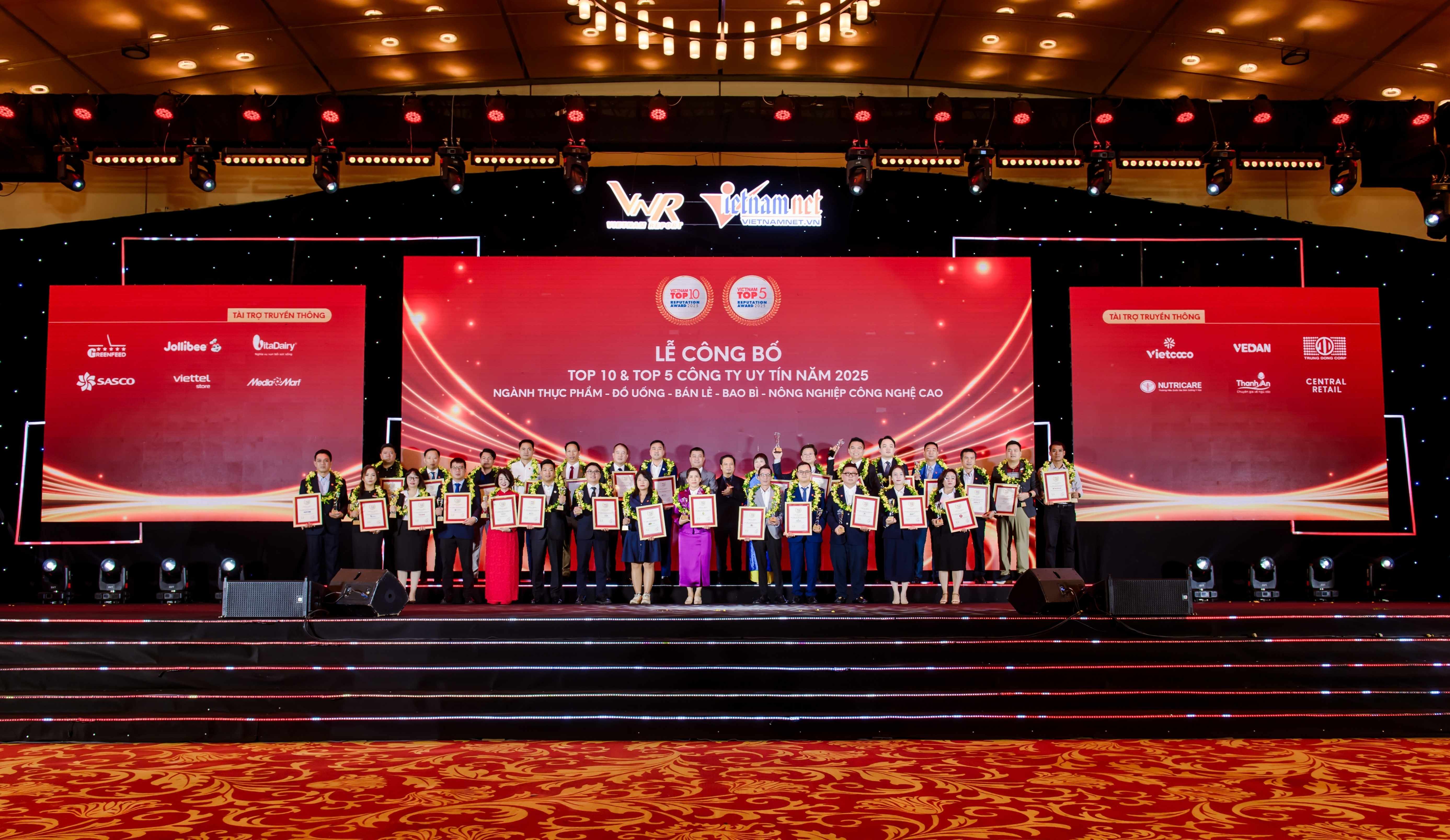 LỄ CÔNG BỐ BXH VNR500 &ndash; 2013