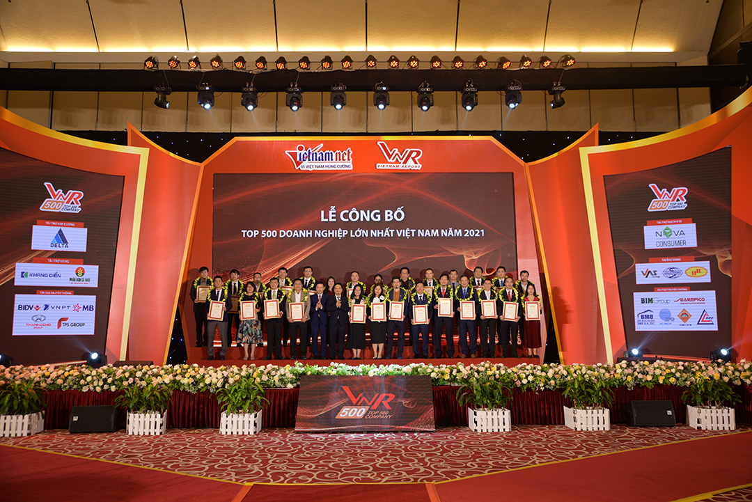 Lễ công bố Top 500 Doanh nghiệp lớn nhất Việt Nam & Top 10 Công ty uy tín các ngành năm 2021