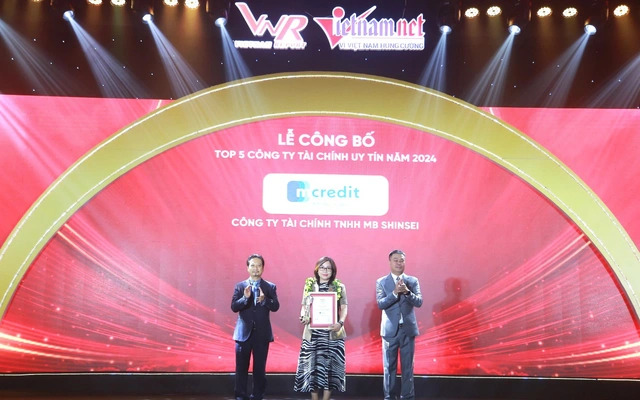 Mcredit vinh dự ghi danh Top 5 Công ty Tài chính uy tín năm 2024