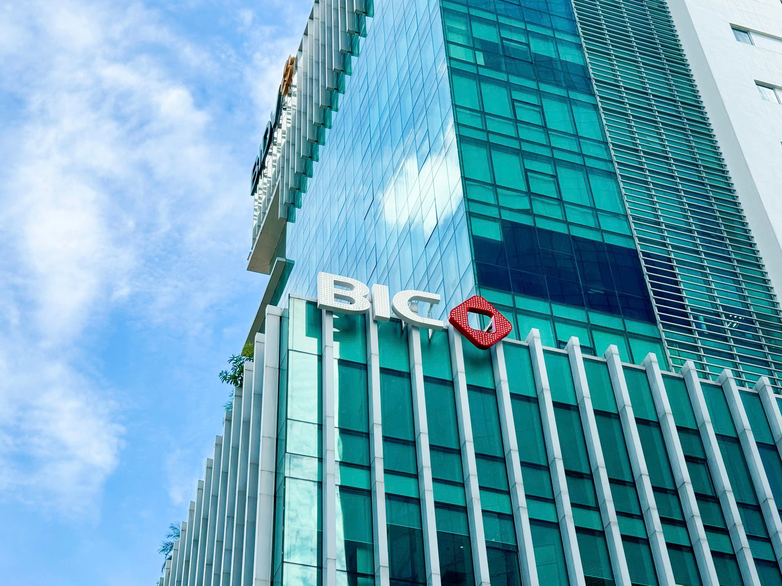 BIC đứng trong Top 10 công ty bảo hiểm nộp ngân sách lớn nhất Việt Nam