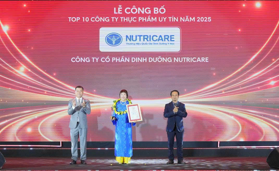 Nutricare thăng hạng trong Top 10 công ty thực phẩm uy tín 2025