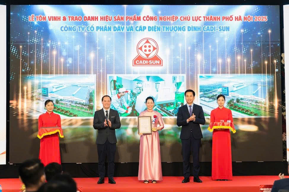 CADI-SUN được vinh danh Top 10 Sản phẩm CN chủ lực Hà Nội 2025