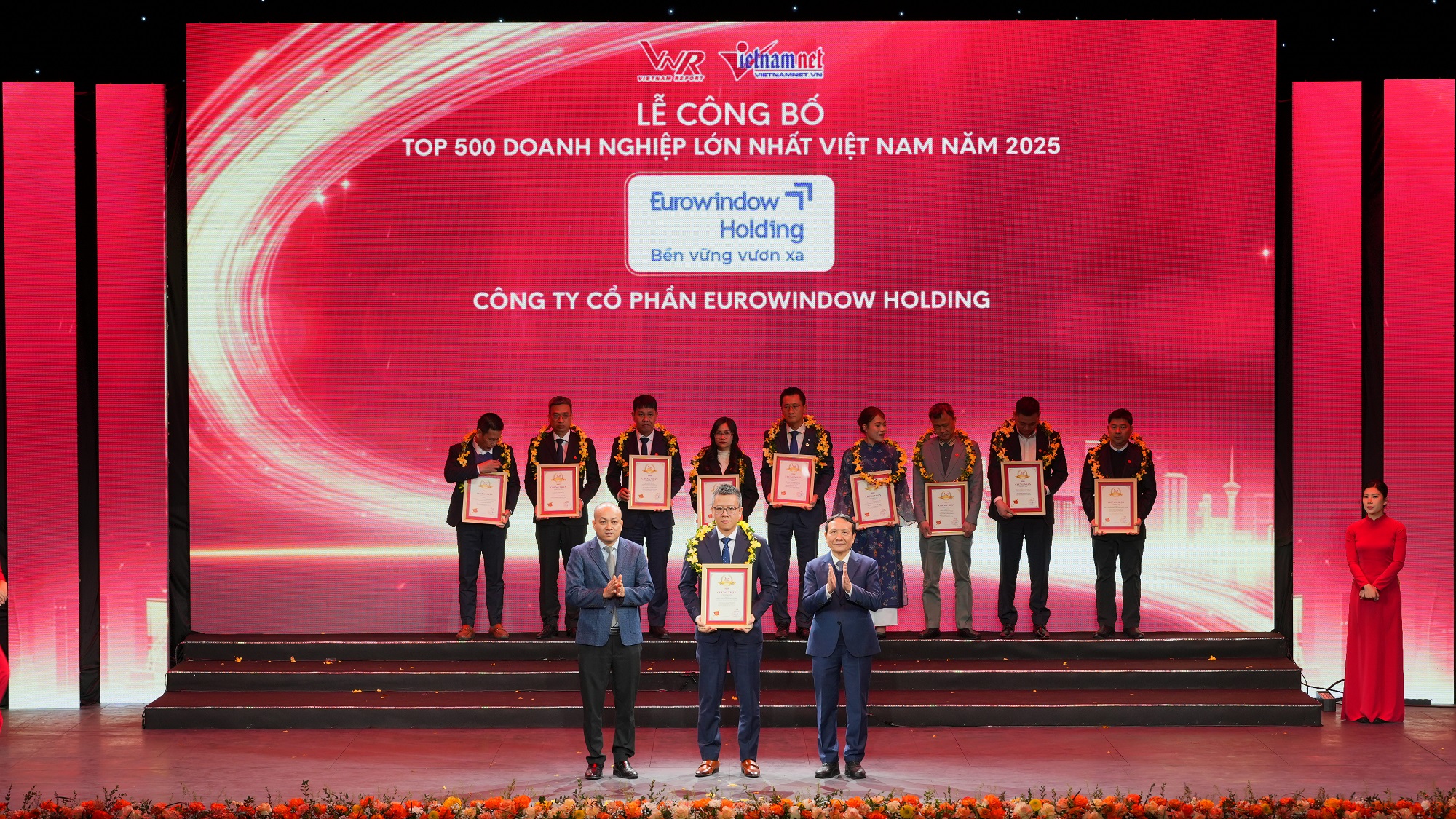 VNR500 năm 2025 - Dấu ấn sinh thái Eurowindow Holding