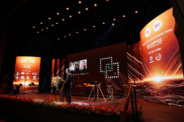 Việt Nam trước cơ hội định hình mô hình quản trị mới trong kỷ nguyên AI