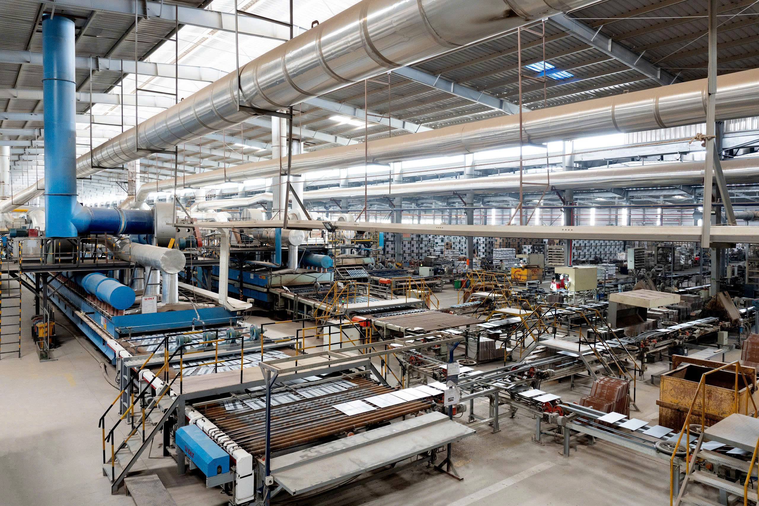 AMY GRUPO – Từ trái tim gốm sứ Việt Nam vươn mình thành biểu tượng mới của ngành vật liệu sàn toàn cầu