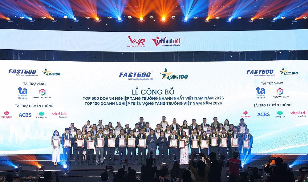 LỄ CÔNG BỐ FASTT500 - FAST RISING 100 - TOP 10 & TOP 5 CÔNG TY UY TÍN NĂM 2026