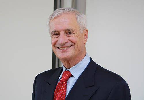 Giáo sư Robert S. Kaplan